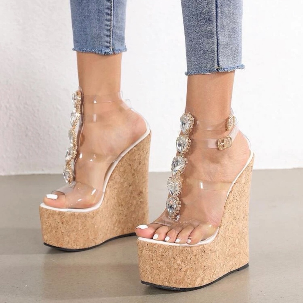 NWT Diamond Cork Wedges Clear Straps
